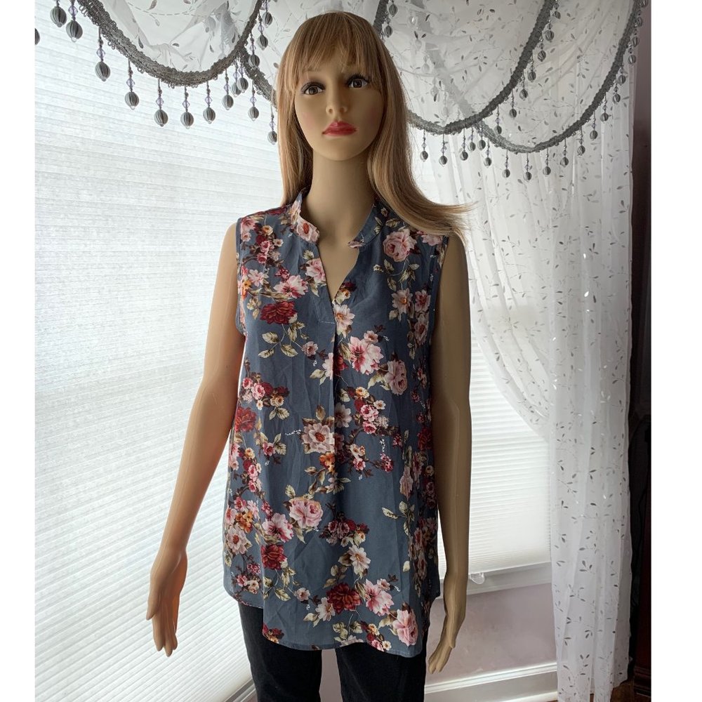 Blue, Floral Sleeveless Hi-Low Shell